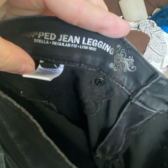 Express Stella cropped black jean leggings size 8 - Picture 3 of 11